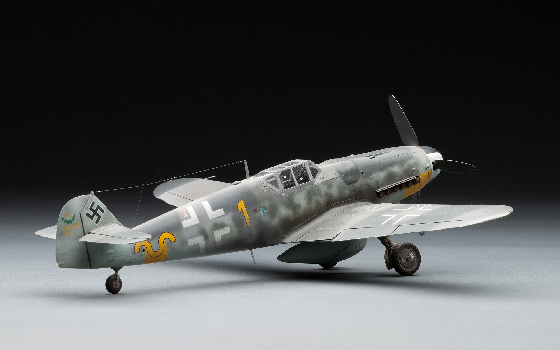 Scratchbuilt 1/32 Messerschmitt BF-109 G6.